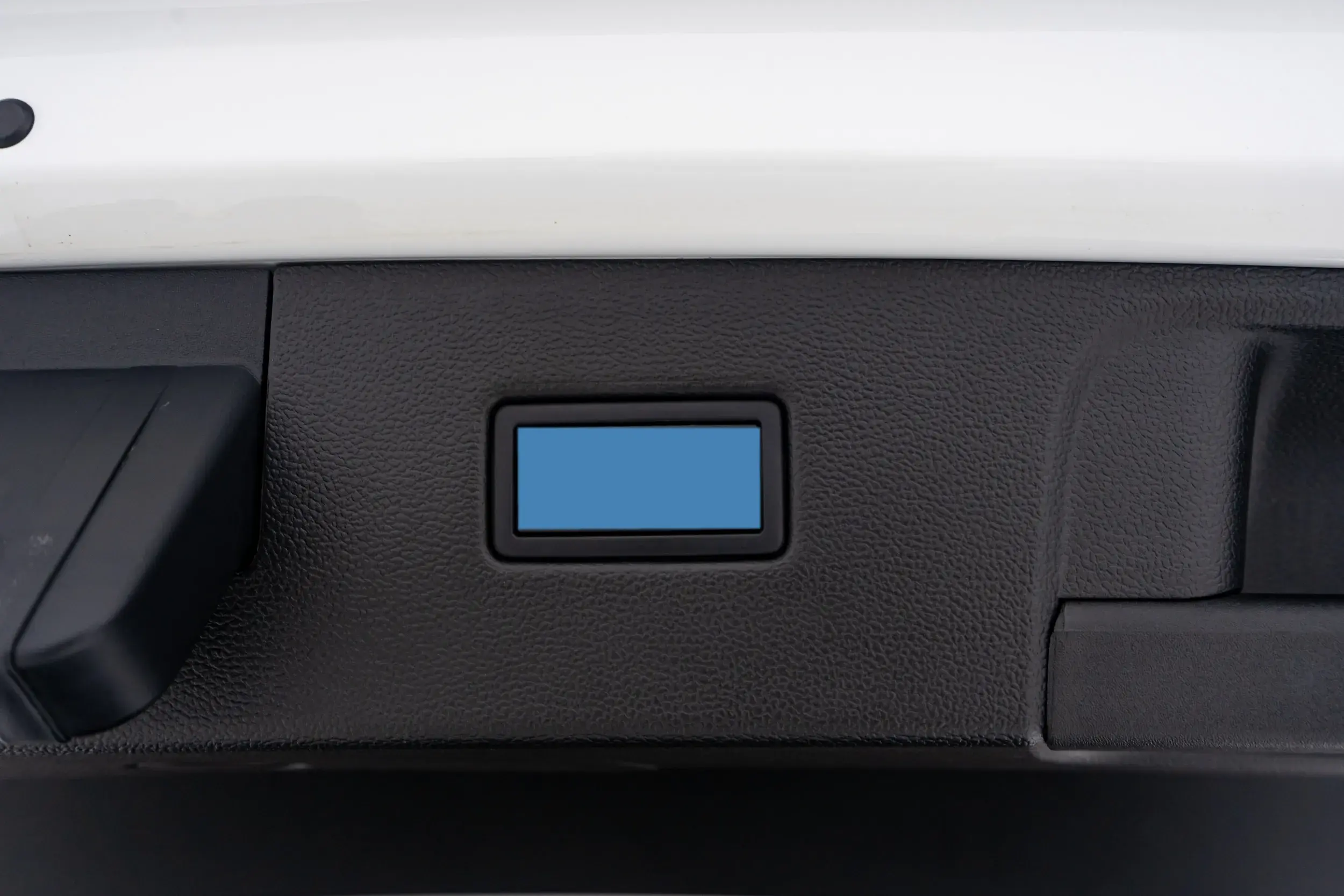 2023 VOLKSWAGEN TAYRON thumbnail 4