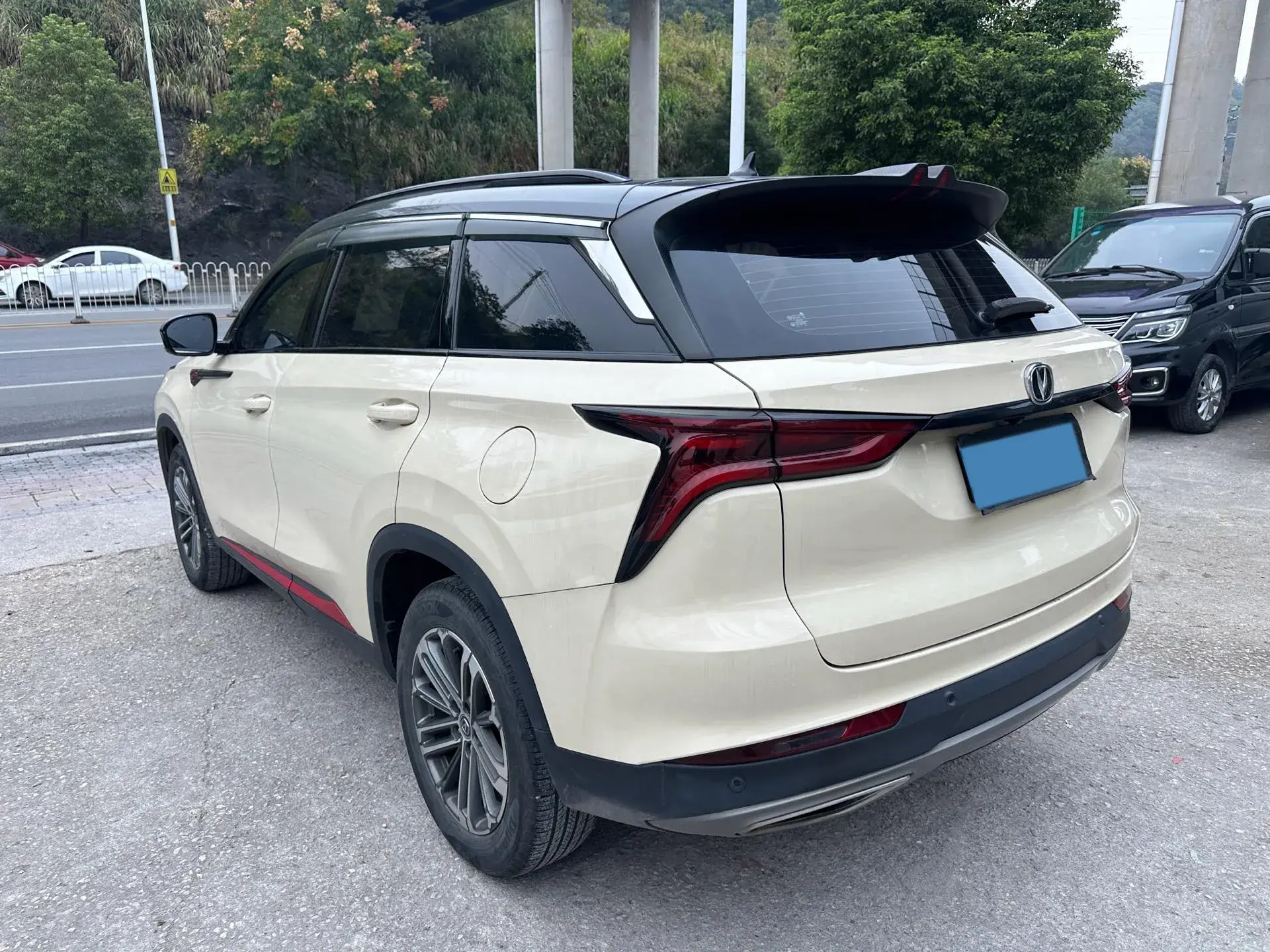 2021 CHANGAN CS75 thumbnail 4