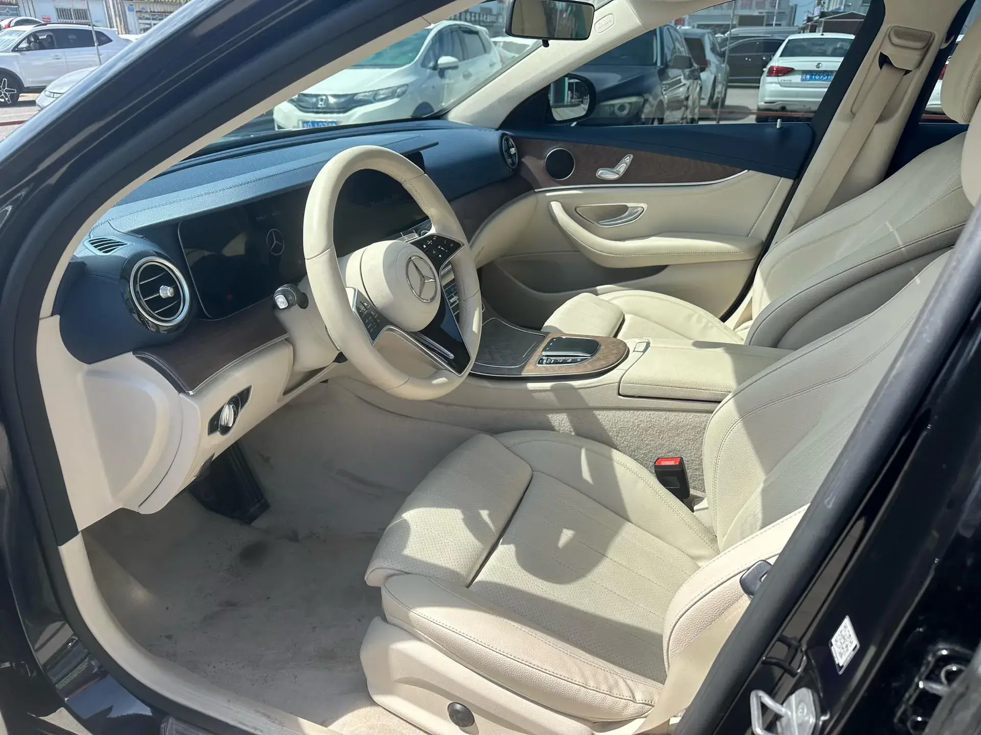 2021 MERCEDES-BENZ E thumbnail 4