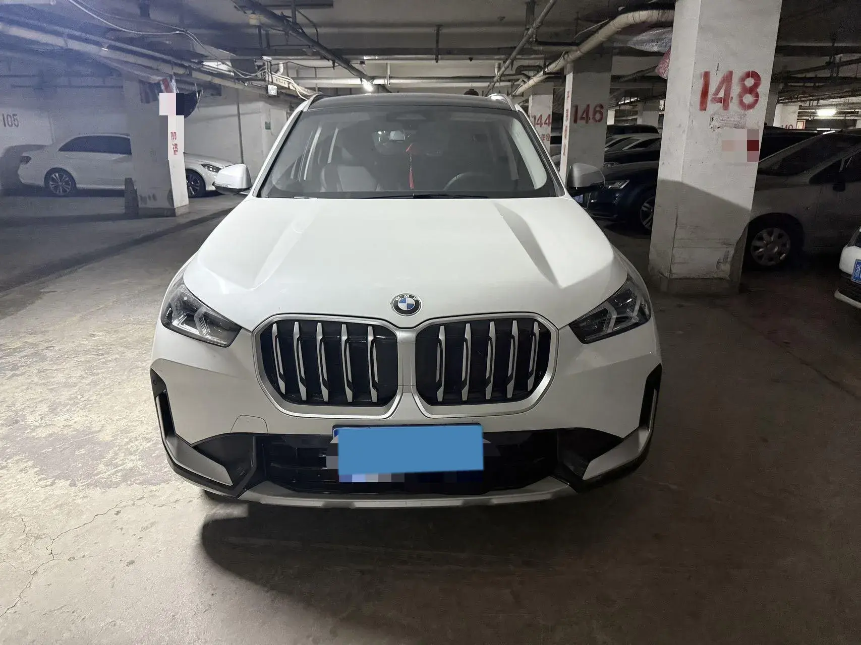 2024 BMW X1 thumbnail 2