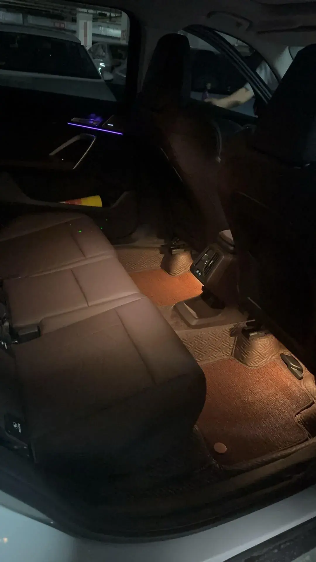 2024 BMW X1 thumbnail 4