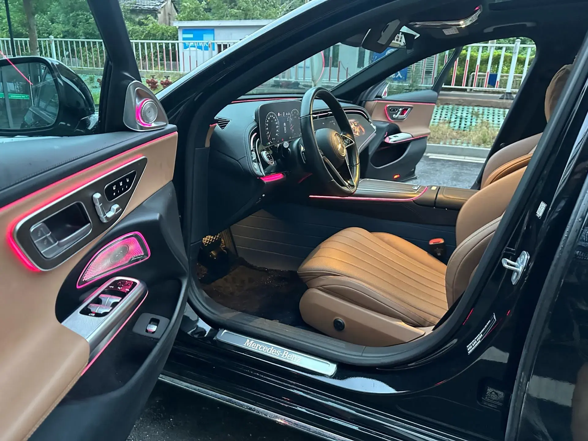 2024 MERCEDES-BENZ E thumbnail 4