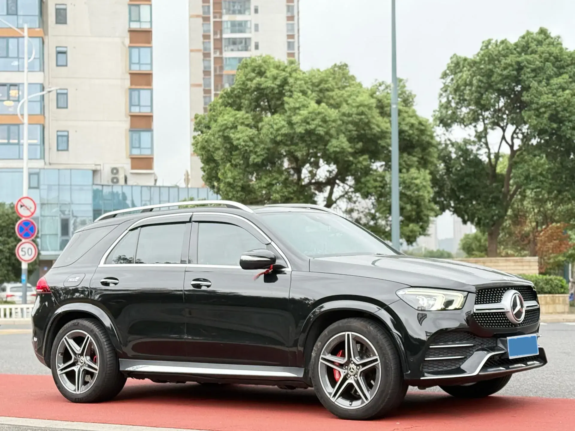 2020 MERCEDES-BENZ GLE thumbnail 3