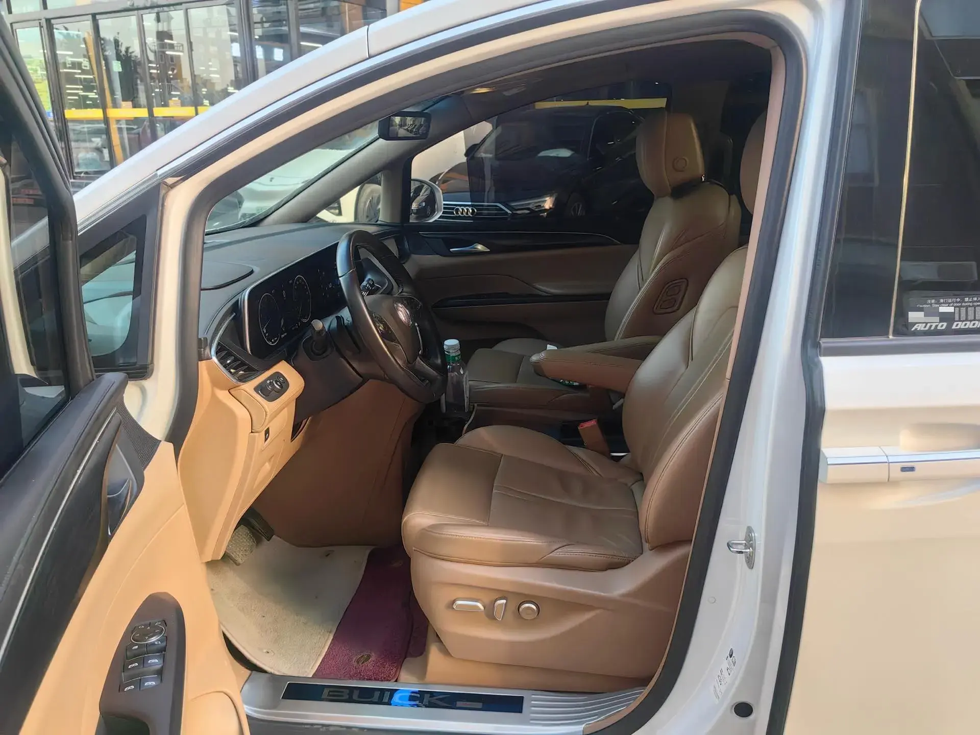 2020 BUICK GL8 thumbnail 2