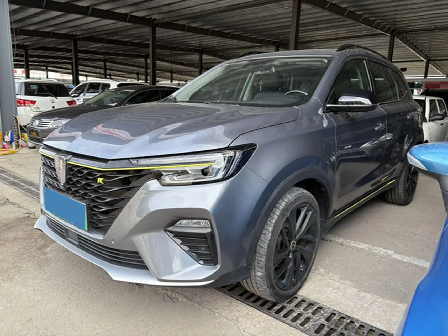 2021 ROEWE RX5 view 1