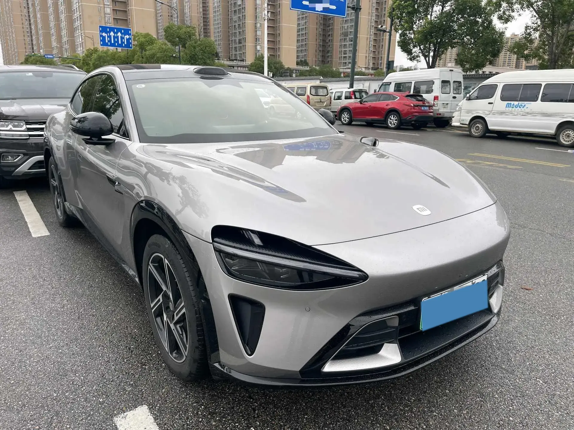 2025 MI YU7 thumbnail 2