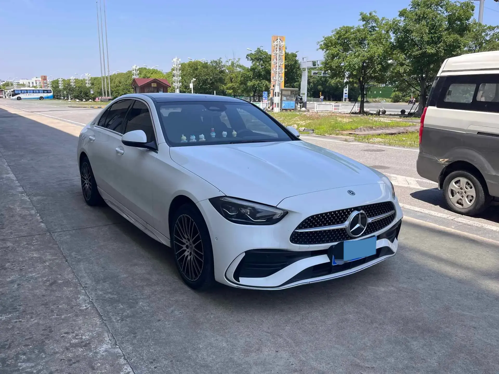 2022 MERCEDES-BENZ C thumbnail 3
