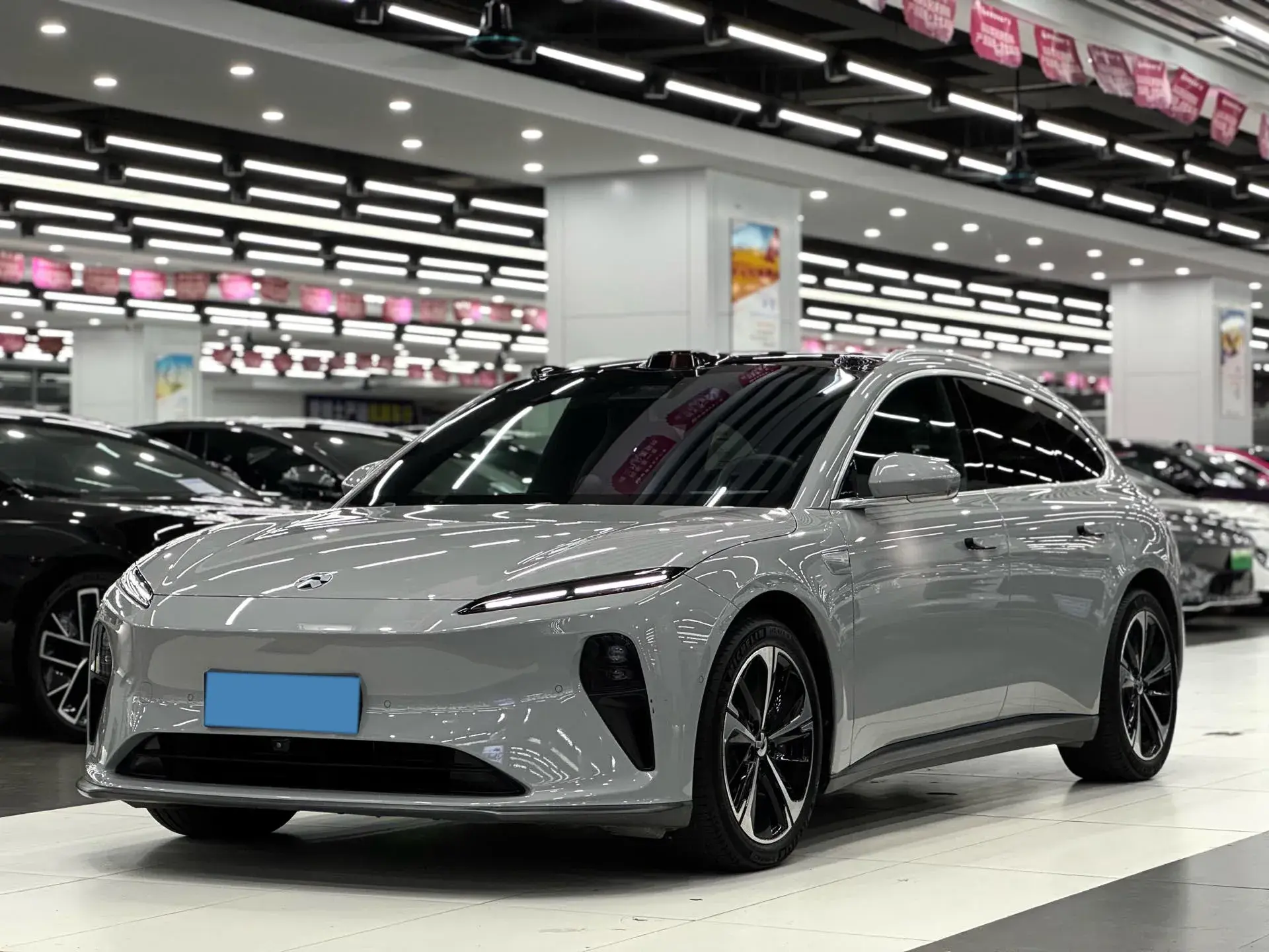 2024 NIO ET5T view 1