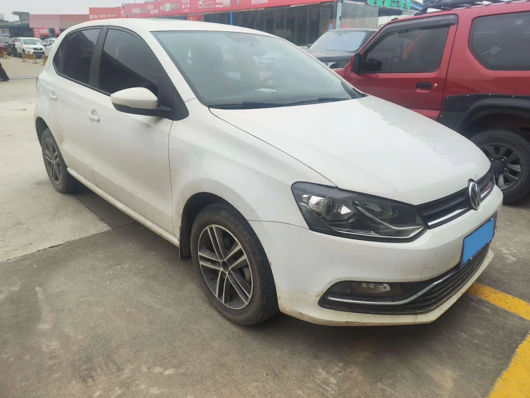 2016 VOLKSWAGEN POLO thumbnail 3