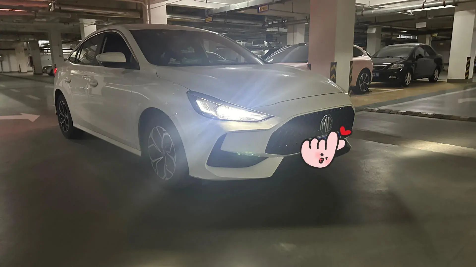 2021 MG 5 thumbnail 3