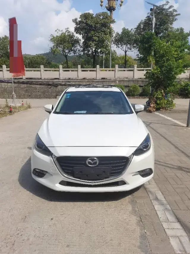 2017 MAZDA 3 thumbnail 2