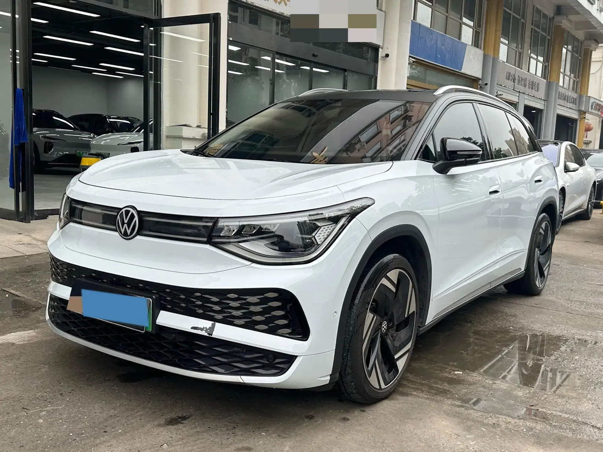 2023 VOLKSWAGEN ID.6 view 1