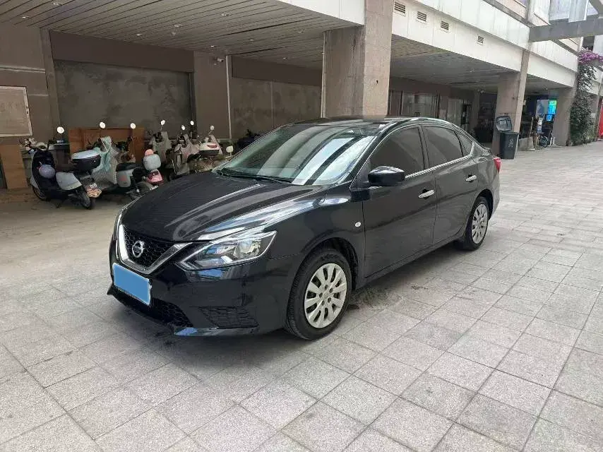 2021 NISSAN SYLPHY view 1