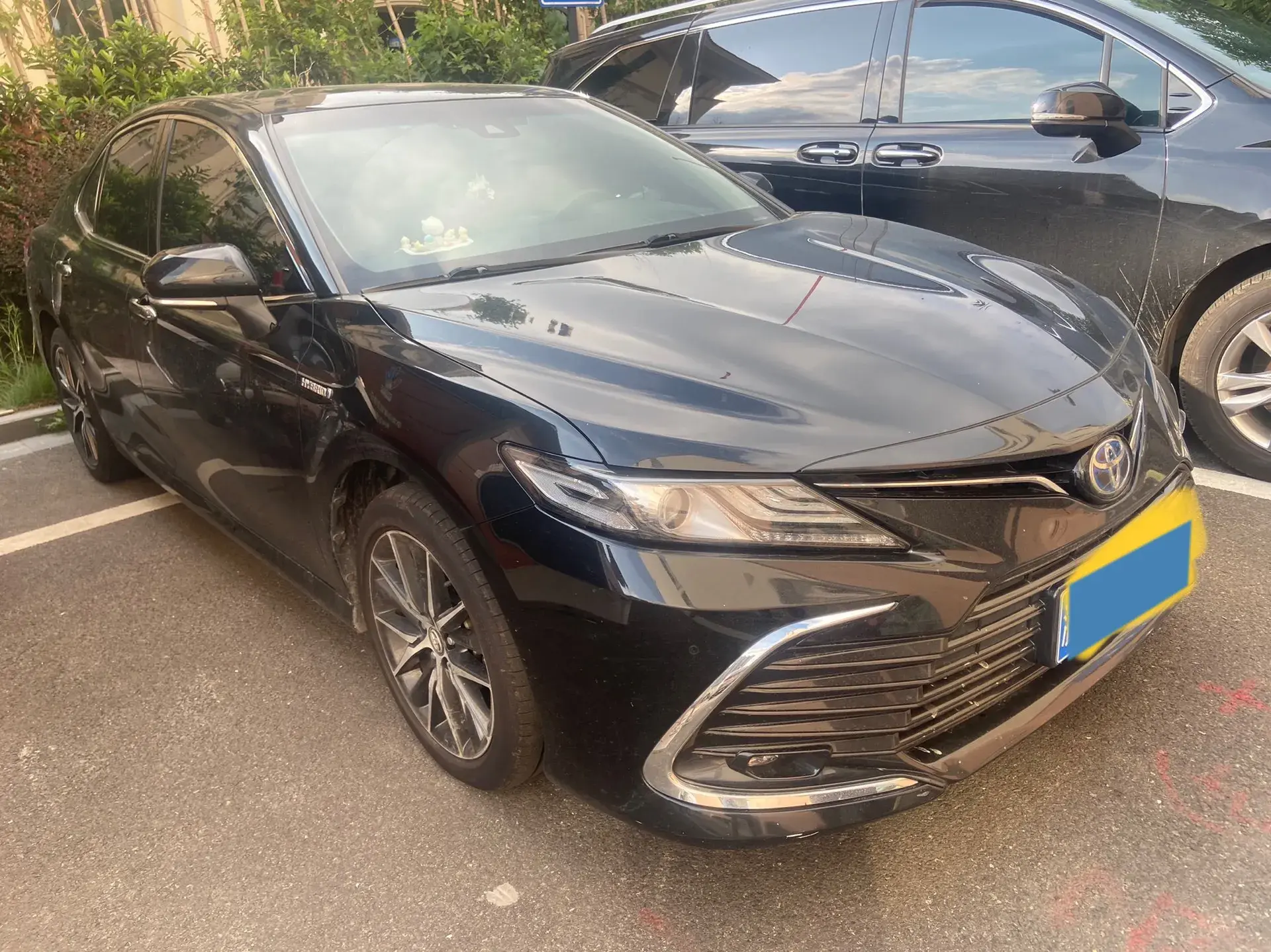 2023 TOYOTA CAMRY thumbnail 3