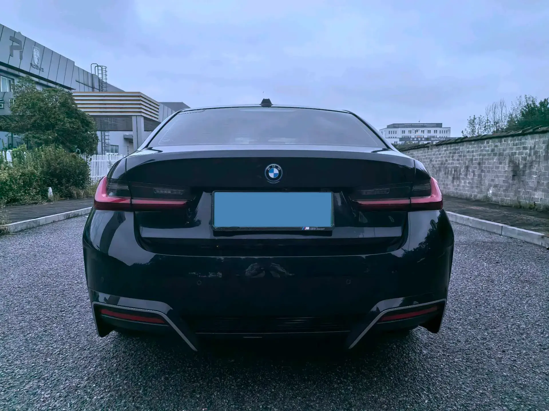 2025 BMW I3 thumbnail 3