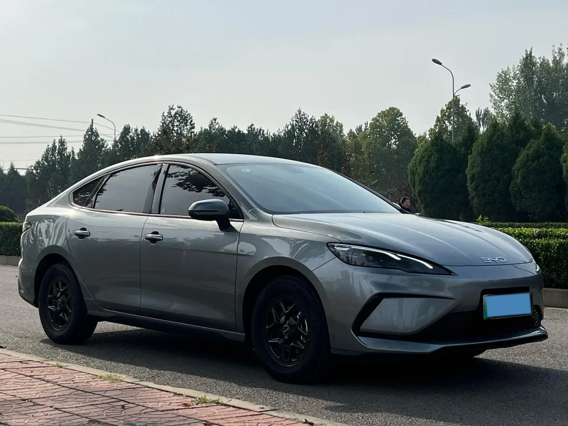 2025 BYD SEAL05 thumbnail 3