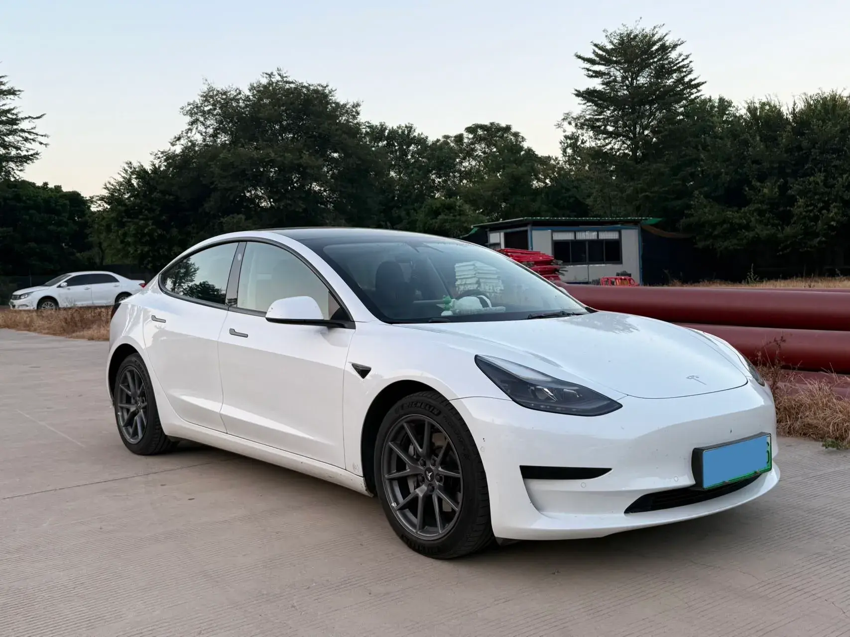 2022 TESLA MODEL thumbnail 3