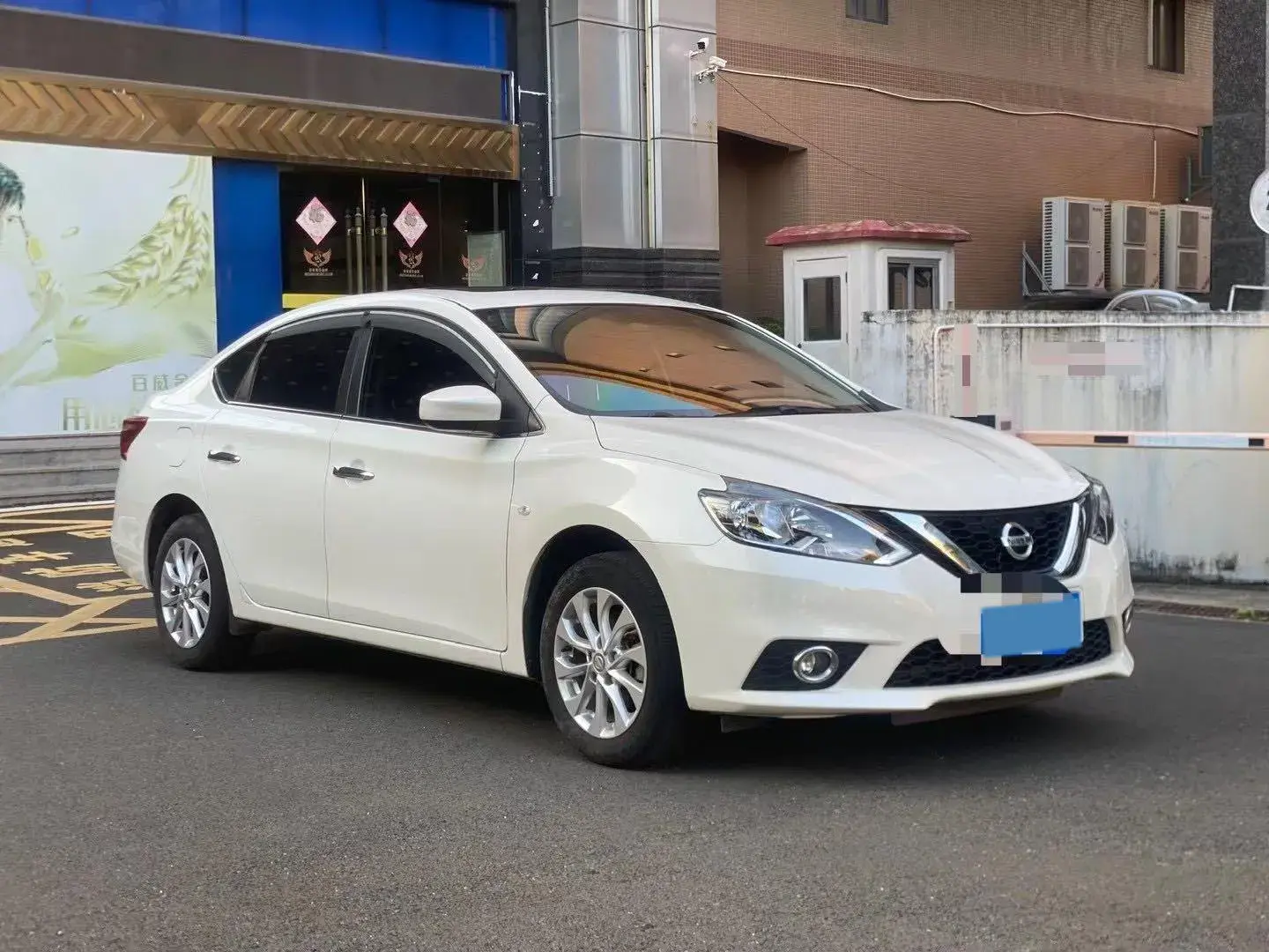 2022 NISSAN SYLPHY thumbnail 3