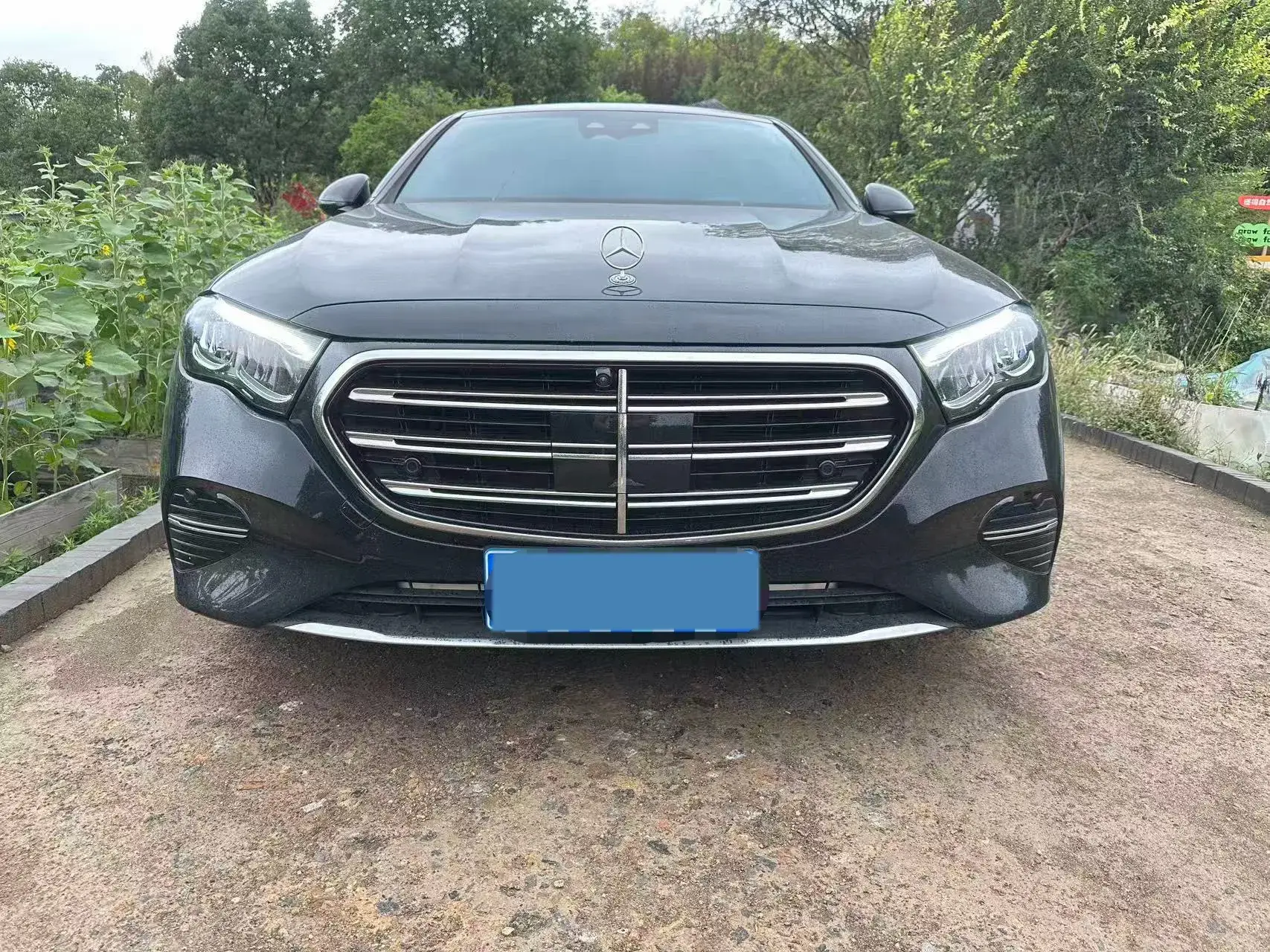 2025 MERCEDES-BENZ E thumbnail 2