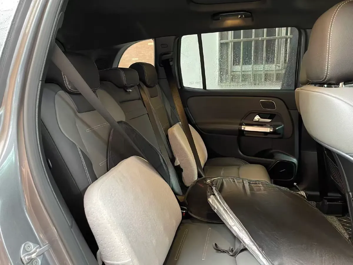 2021 Mercedes-Benz GLB AMG 2.0T 306HP L4 8DCT,autocango,china used car exporter,china ev exporter,chinese used car exporter,chinese used ev exporter