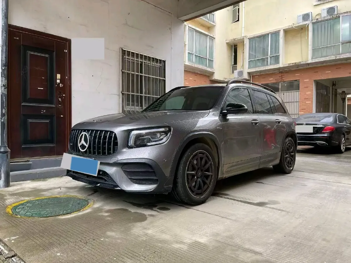 2021 Mercedes-Benz GLB AMG 2.0T 306HP L4 8DCT,autocango,china used car exporter,china ev exporter,chinese used car exporter,chinese used ev exporter
