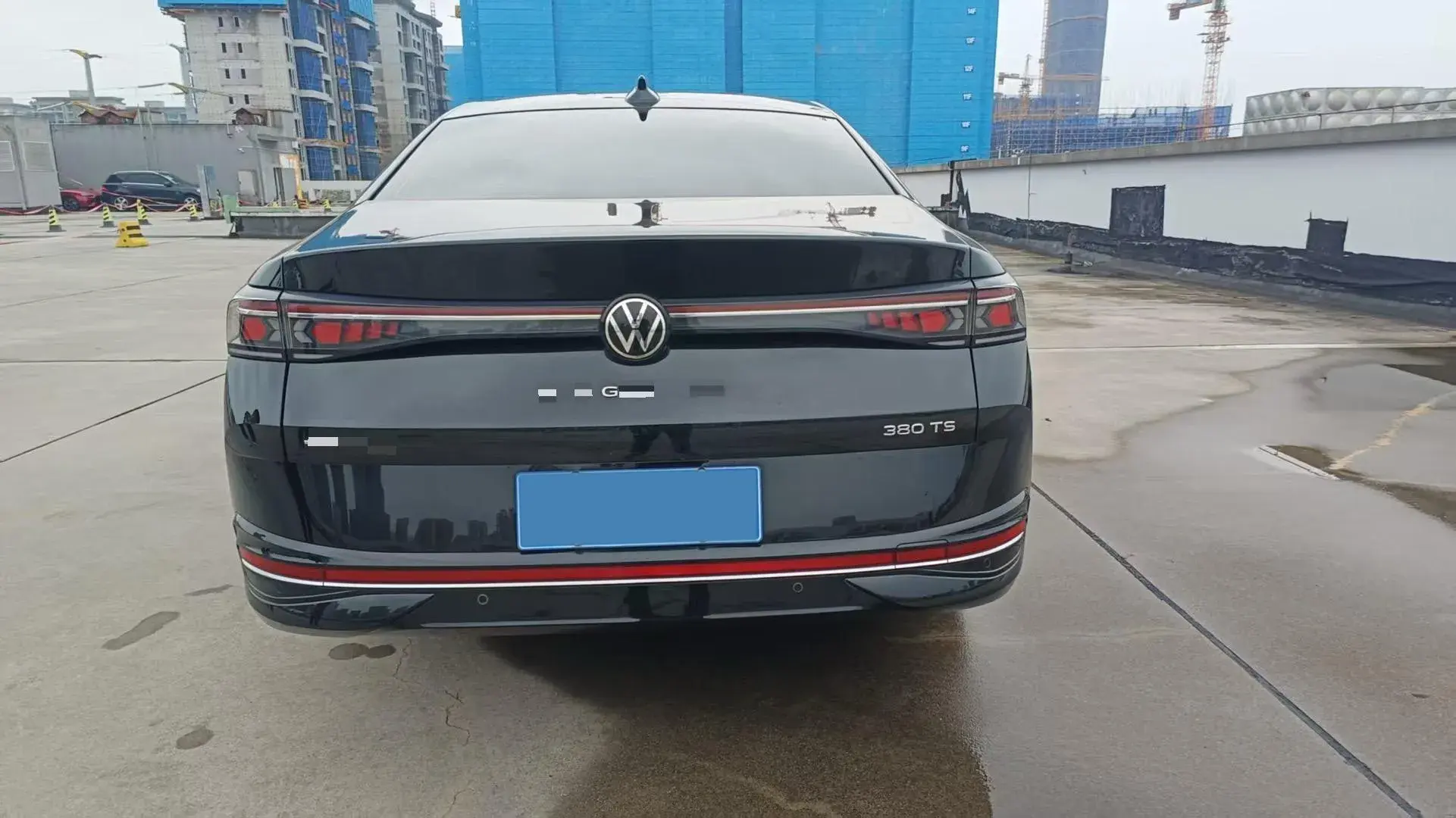 2024 VOLKSWAGEN MAGOTAN thumbnail 4