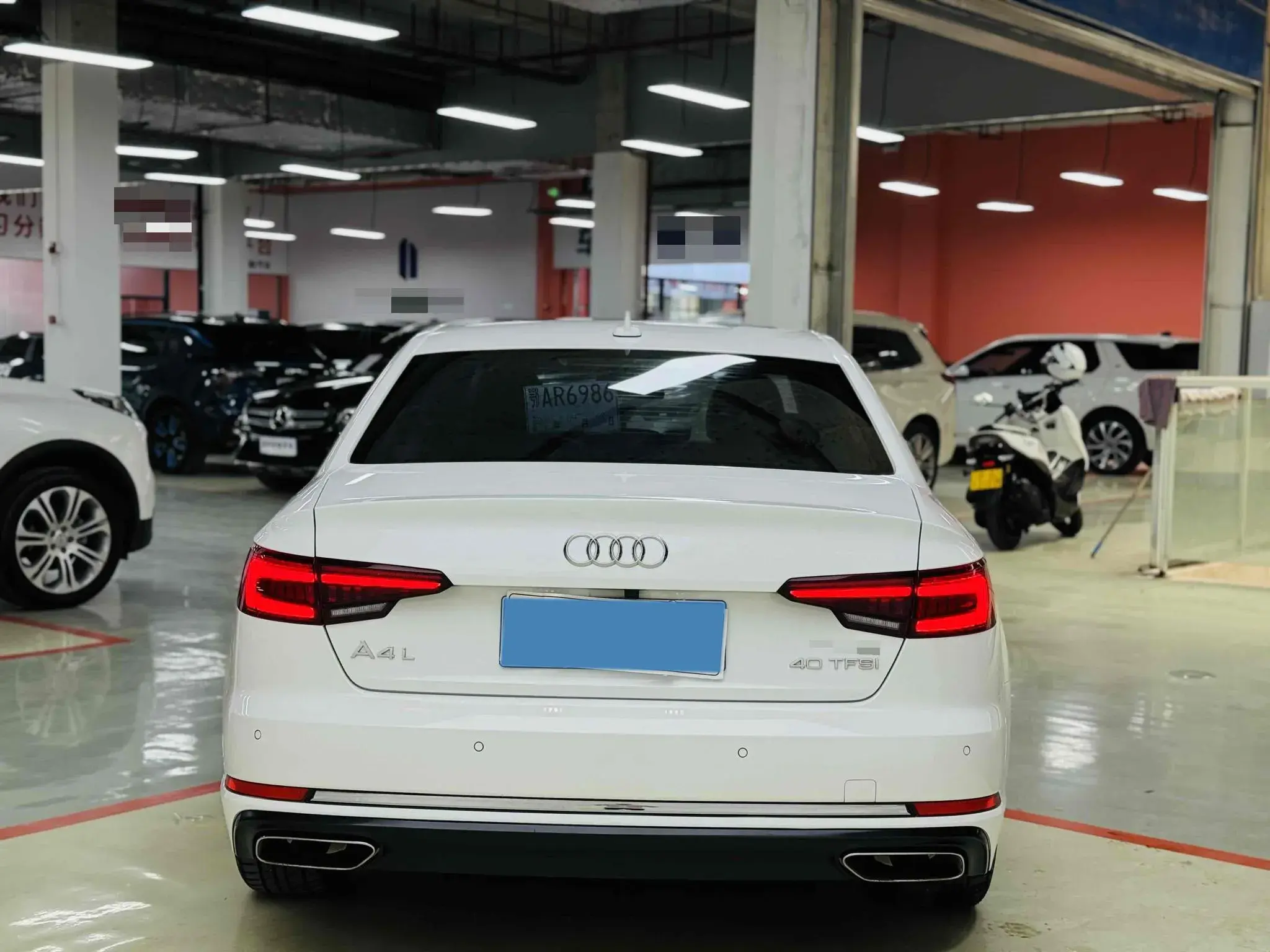 2019 AUDI A4L thumbnail 4