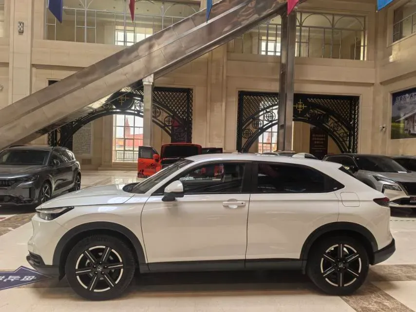 2023 Honda Vezel 1.5L 124HP L4 CVT,autocango,china used car exporter,china ev exporter,chinese used car exporter,chinese used ev exporter