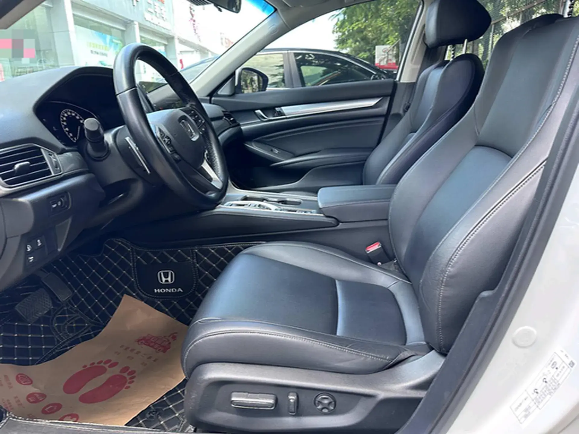 2022 HONDA ACCORD thumbnail 4