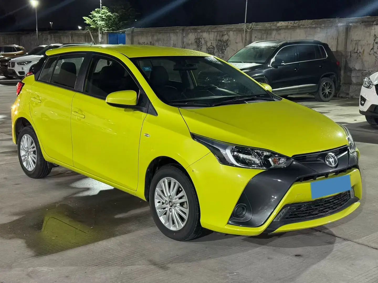 2016 TOYOTA YARIS thumbnail 3