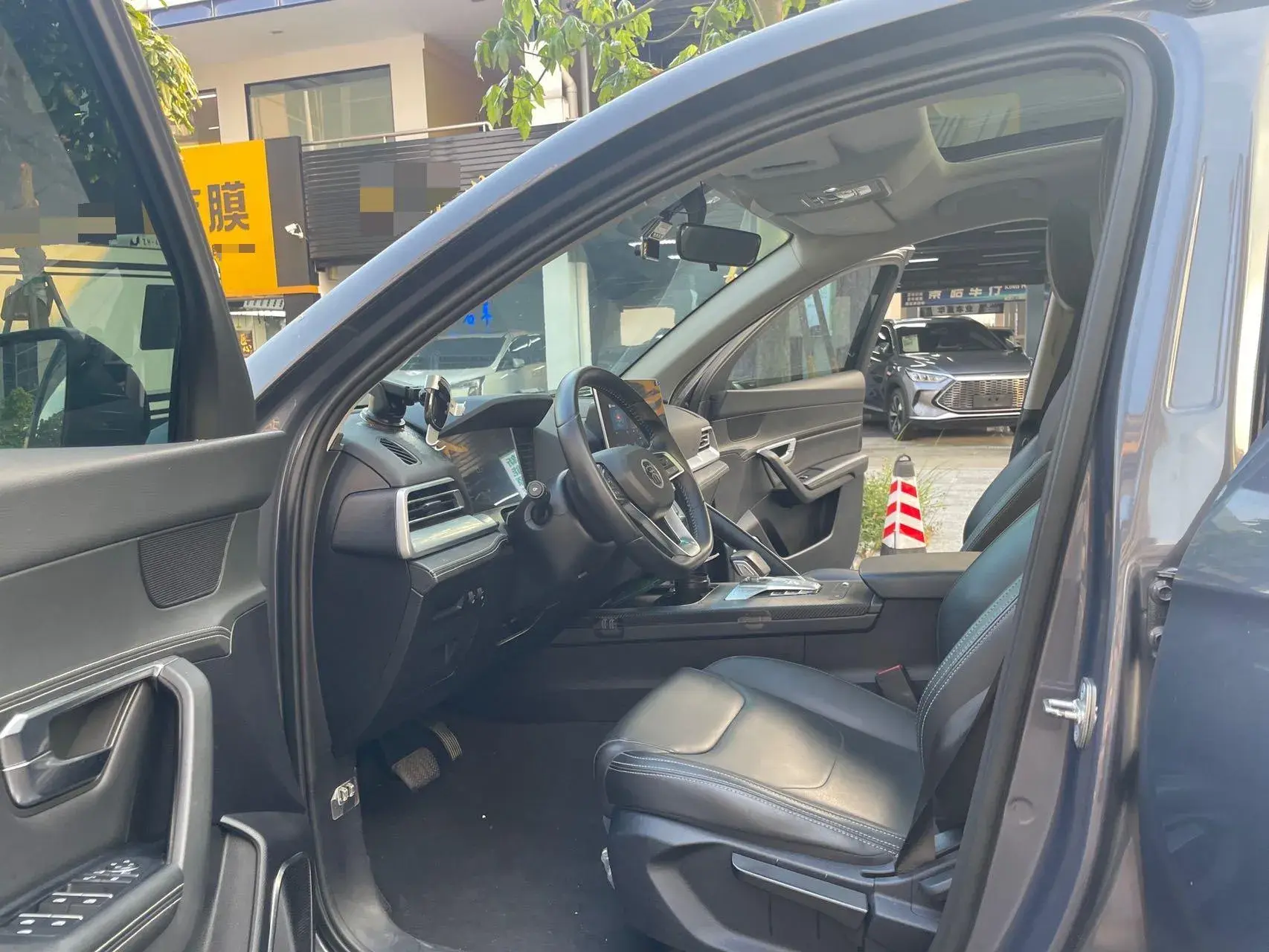 2021 BYD SONG thumbnail 4