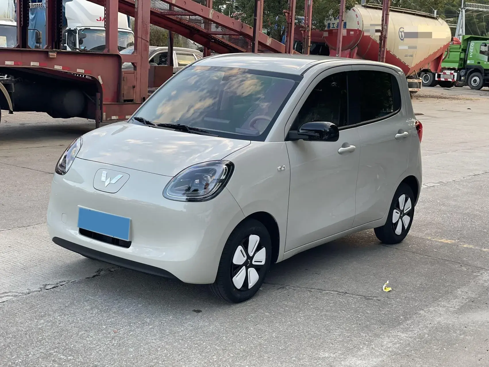 2025 WULING HONGGUANG view 1