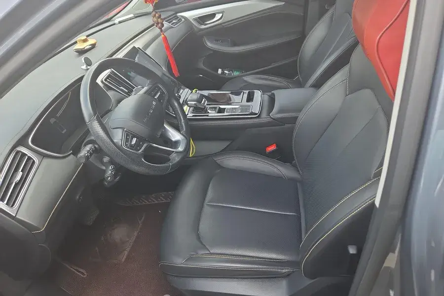 2020 ROEWE I6 thumbnail 2