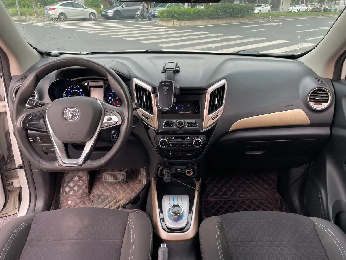 2019 ChangAn CS15 EV BEV,autocango,china used car exporter,china ev exporter,chinese used car exporter,chinese used ev exporter