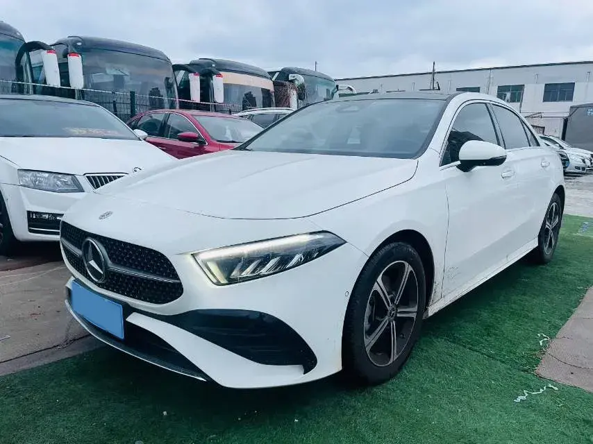 2023 MERCEDES-BENZ A view 1
