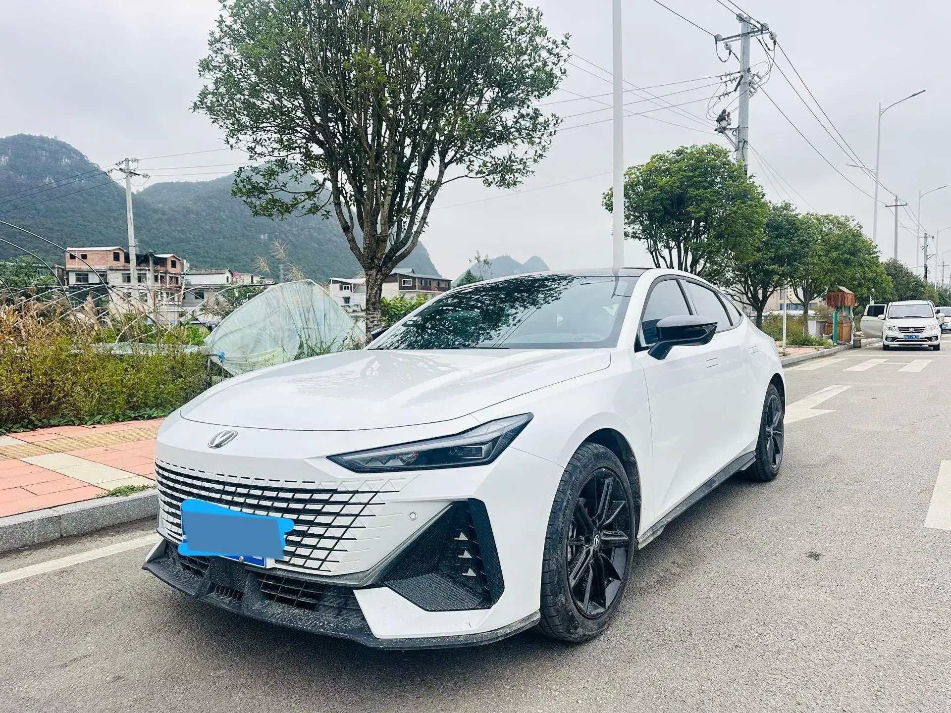 2024 CHANGAN UNI-V thumbnail 4