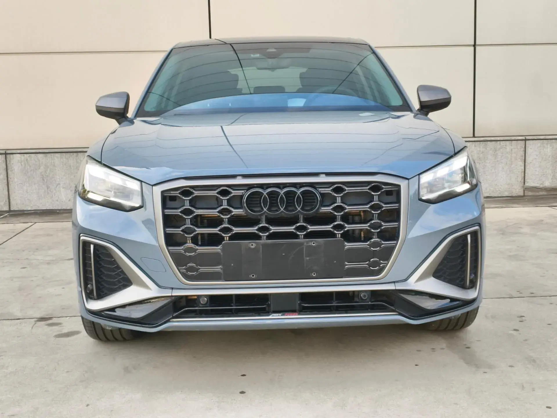2022 AUDI Q2L thumbnail 2