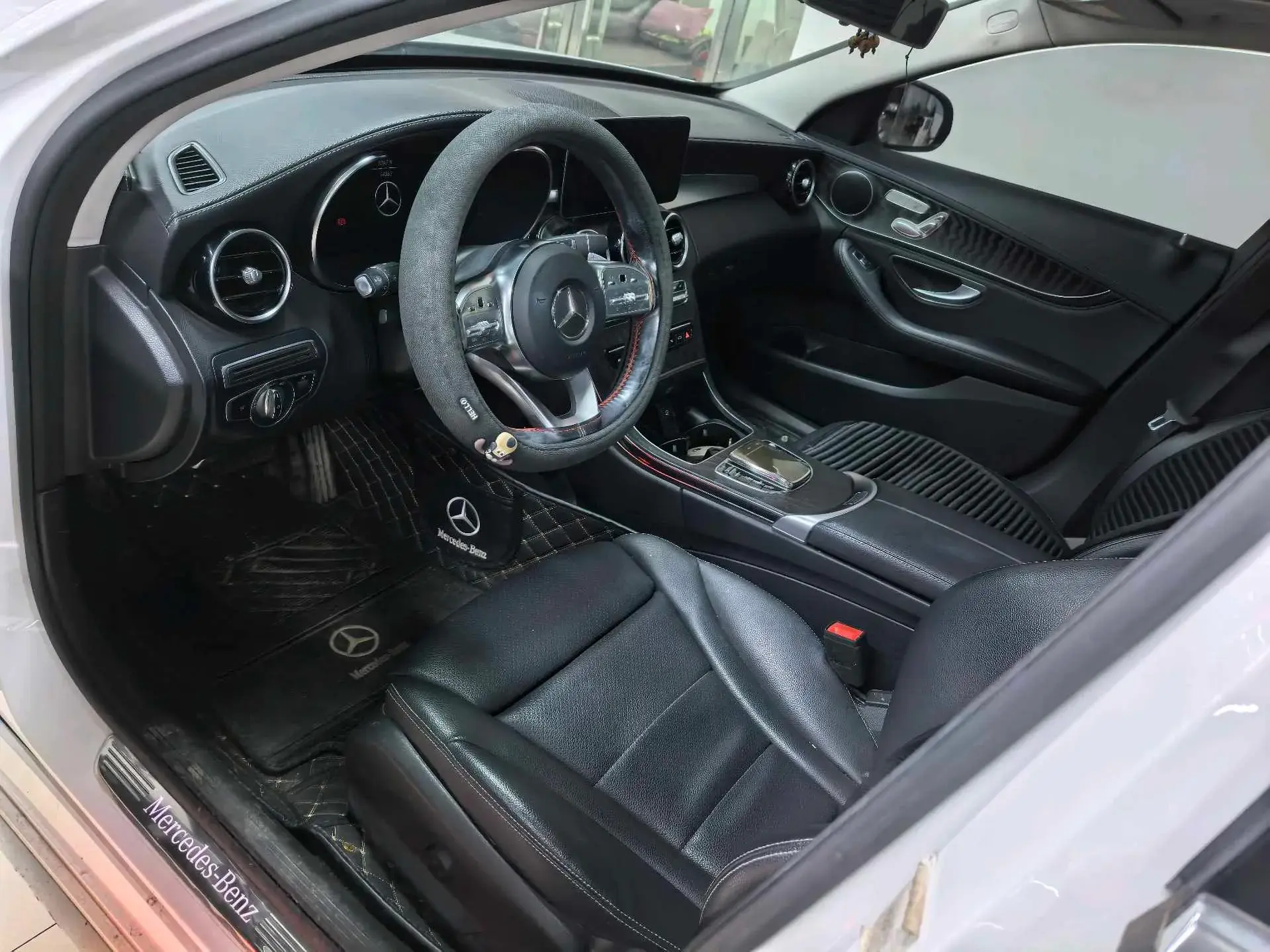 2020 MERCEDES-BENZ C thumbnail 3