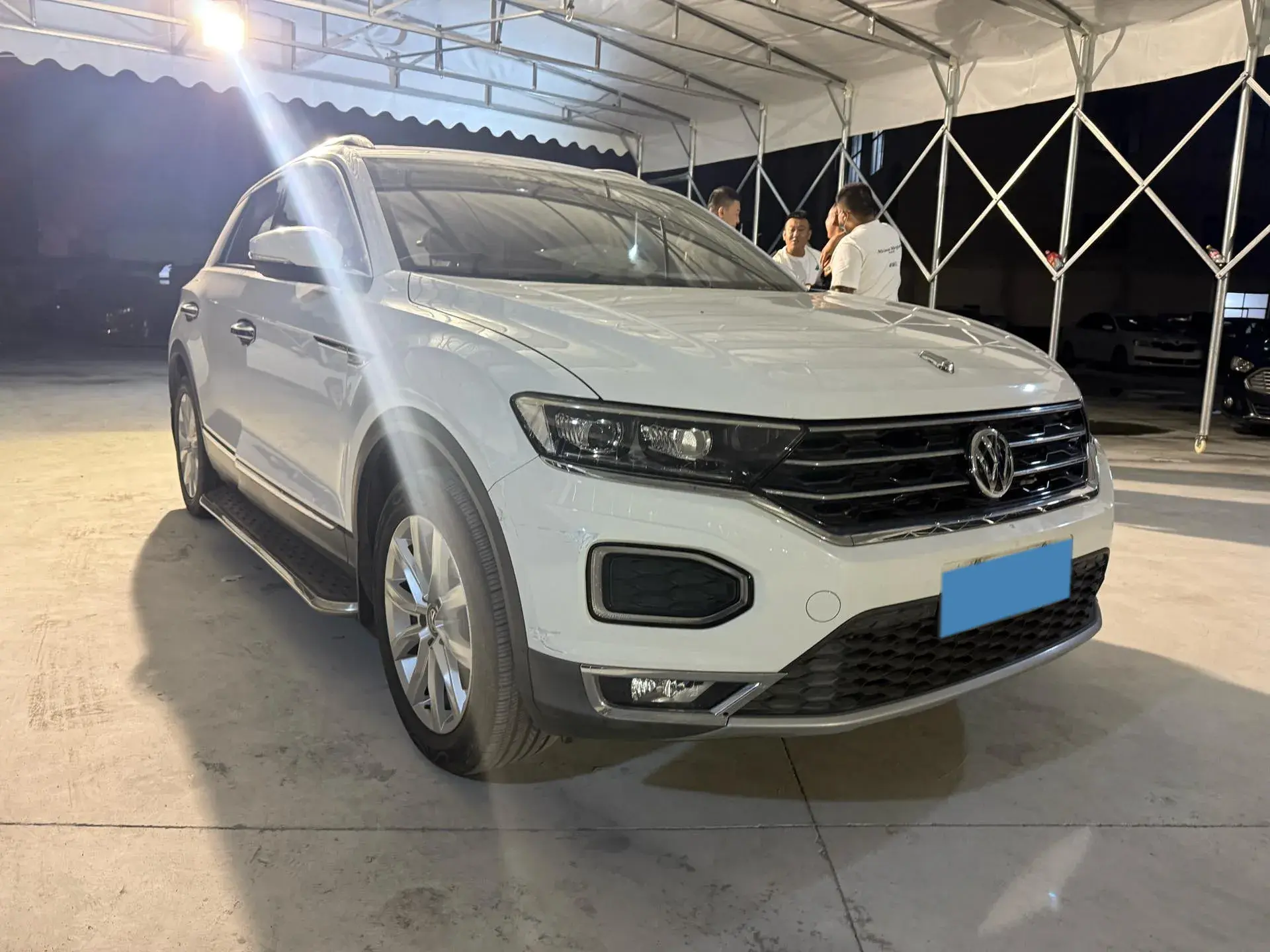 2020 VOLKSWAGEN T-ROC thumbnail 3