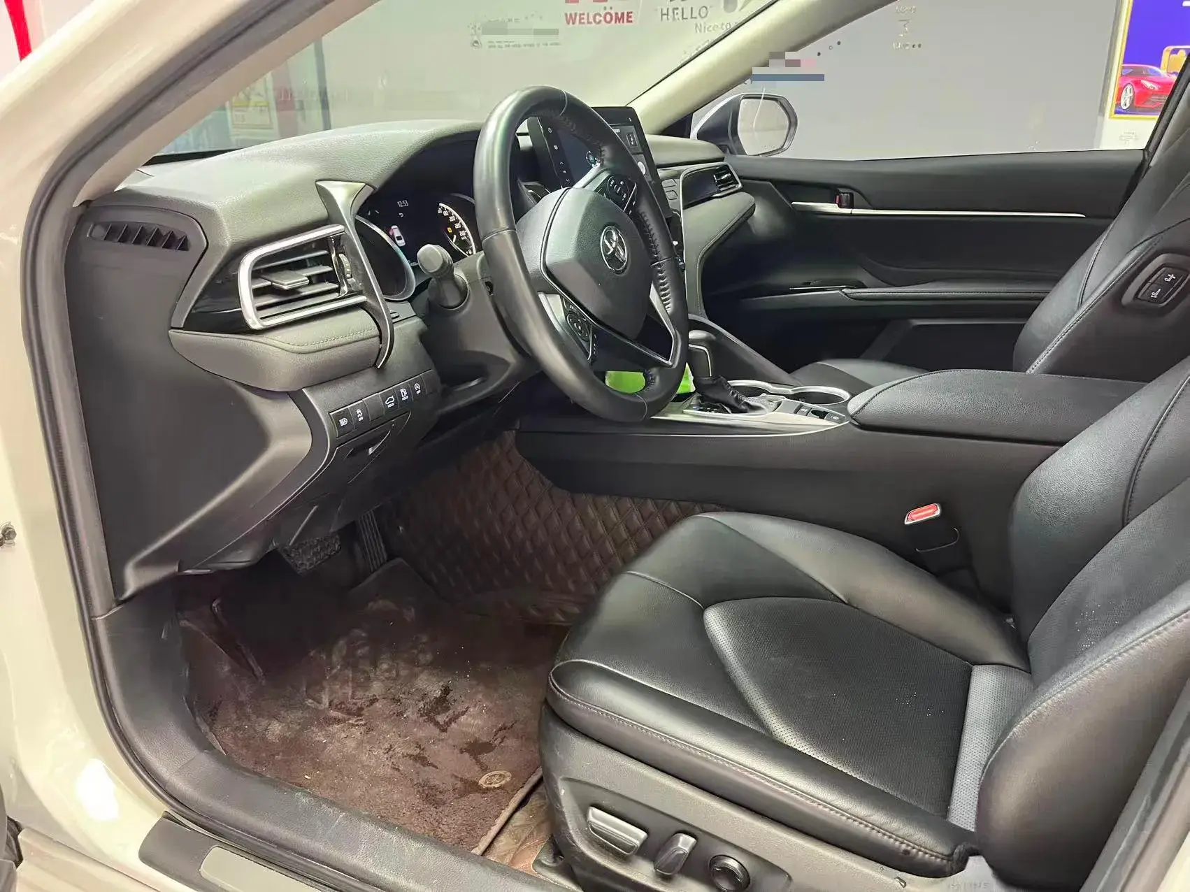 2023 TOYOTA CAMRY thumbnail 4