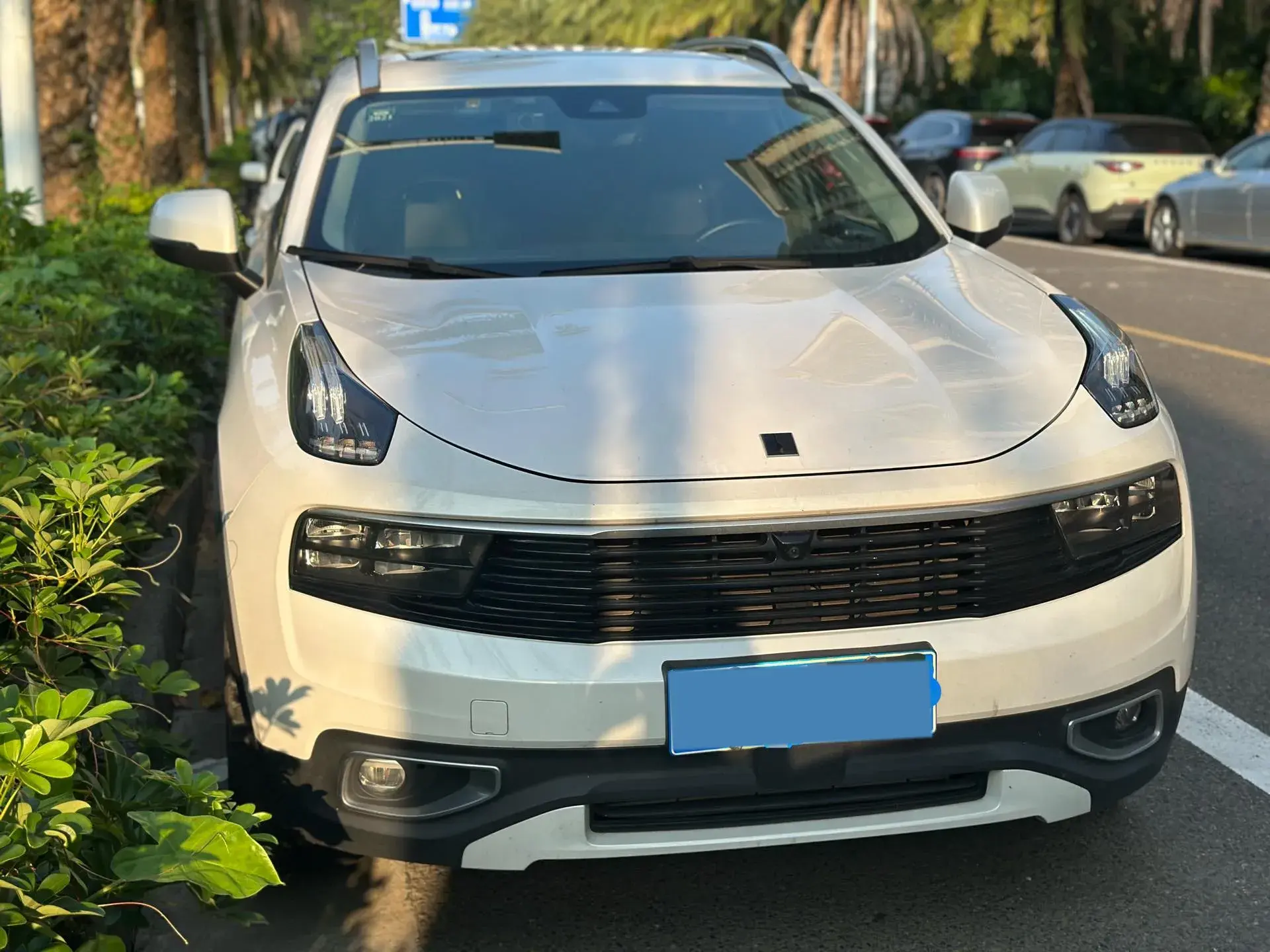 2019 LYNK&CO 01 thumbnail 2