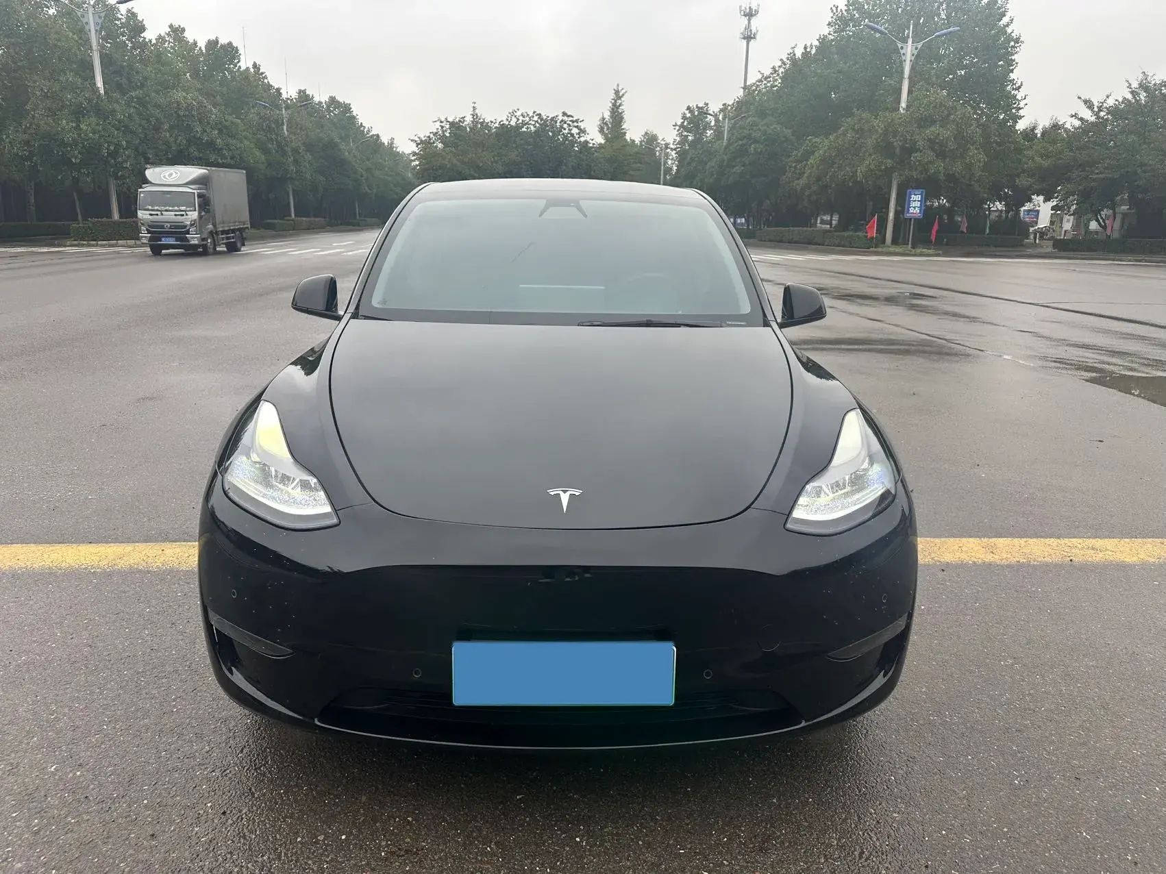 2021 TESLA MODEL thumbnail 2