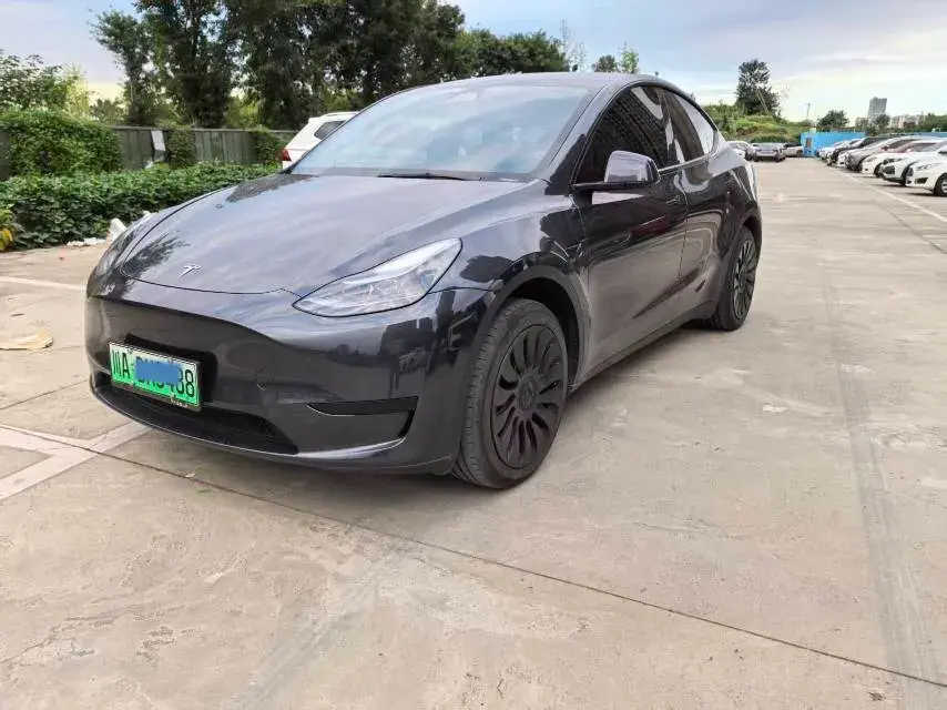 2024 TESLA MODEL view 1