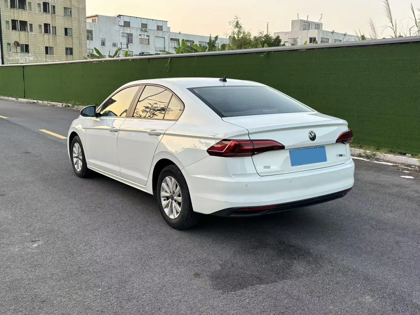 2021 VOLKSWAGEN BORA thumbnail 4