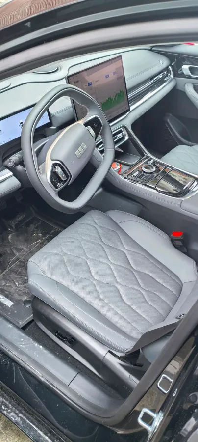 2025 Geely Galaxy A7 1.5L 112HP L4 1DHT PHEV,autocango,china used car exporter,china ev exporter,chinese used car exporter,chinese used ev exporter