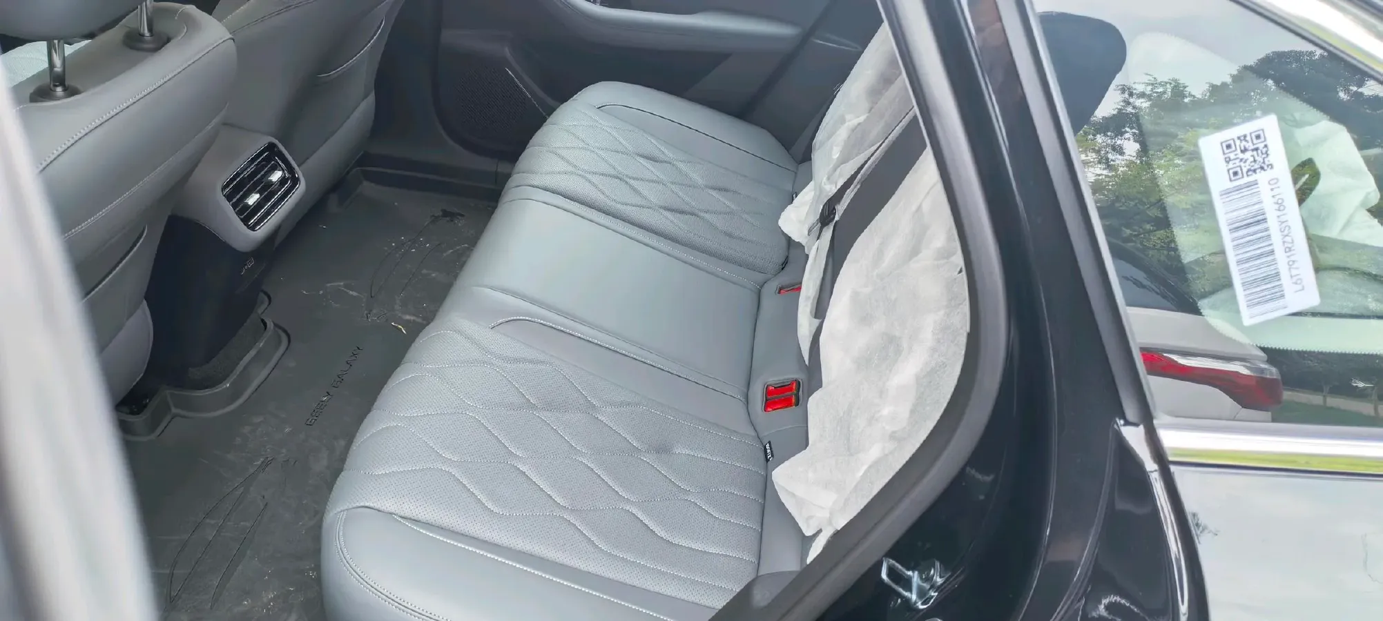 2025 Geely Galaxy A7 1.5L 112HP L4 1DHT PHEV,autocango,china used car exporter,china ev exporter,chinese used car exporter,chinese used ev exporter