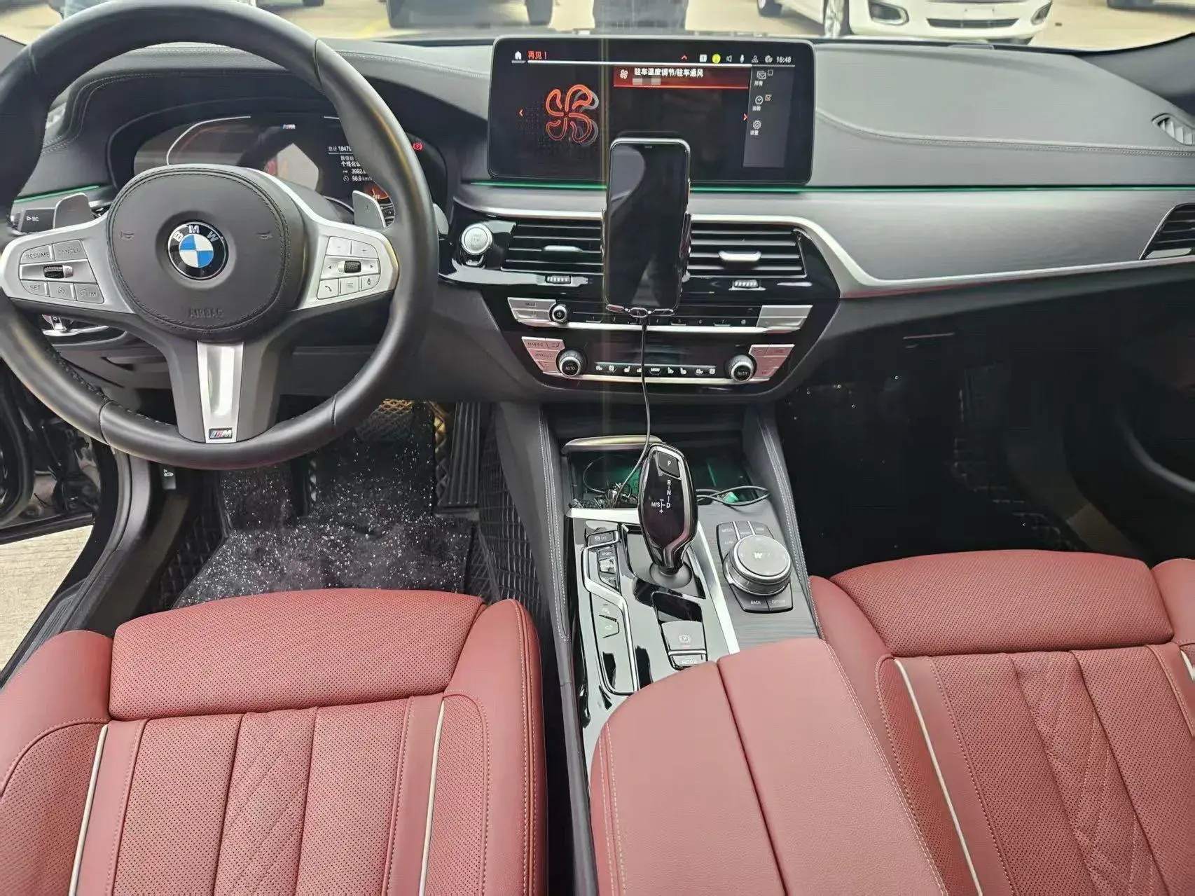 2022 BMW 5 thumbnail 4