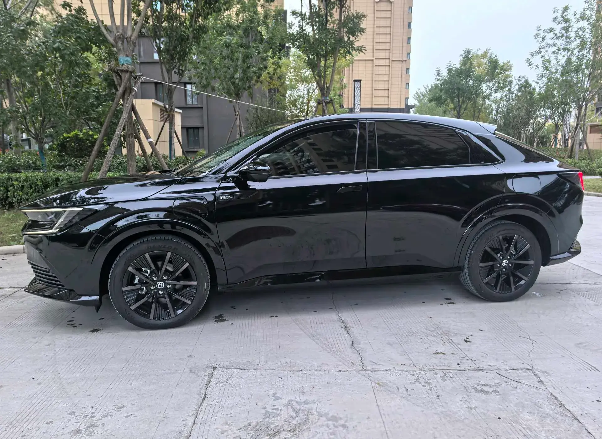 2024 HONDA E:NP2 thumbnail 2