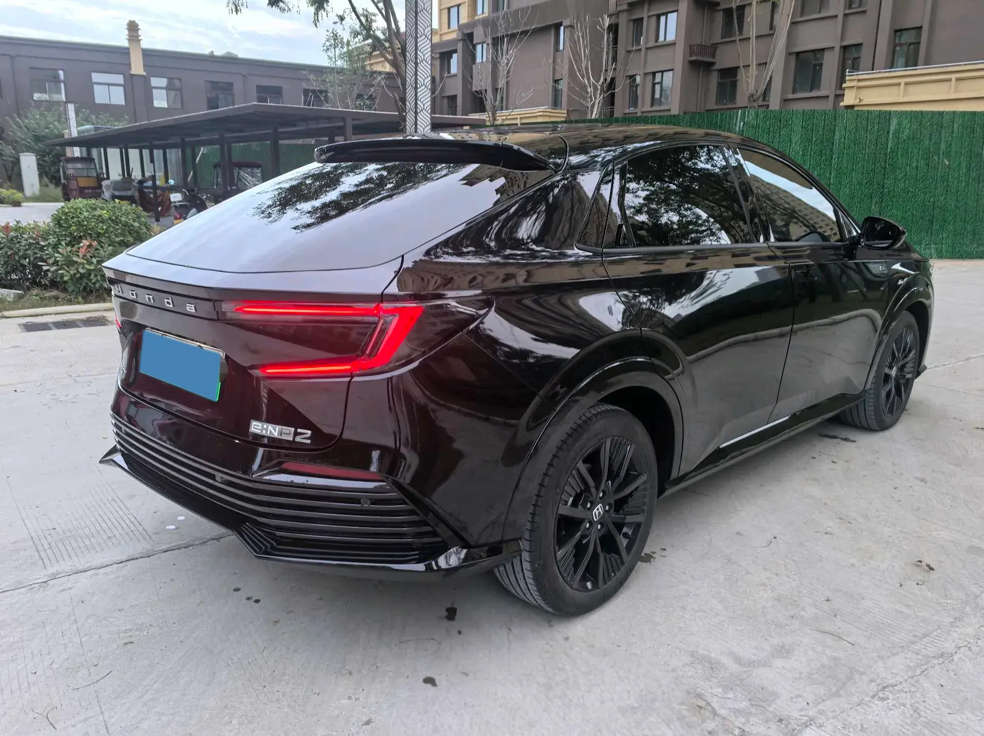 2024 HONDA E:NP2 thumbnail 3