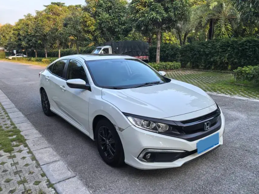 2019 HONDA CIVIC thumbnail 4